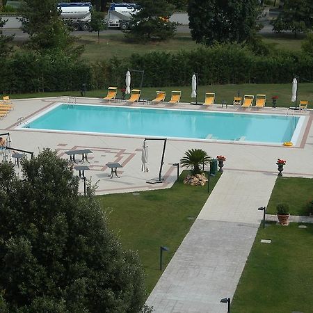 Park Hotel Ripaverde 보르고산로렌조 외부 사진